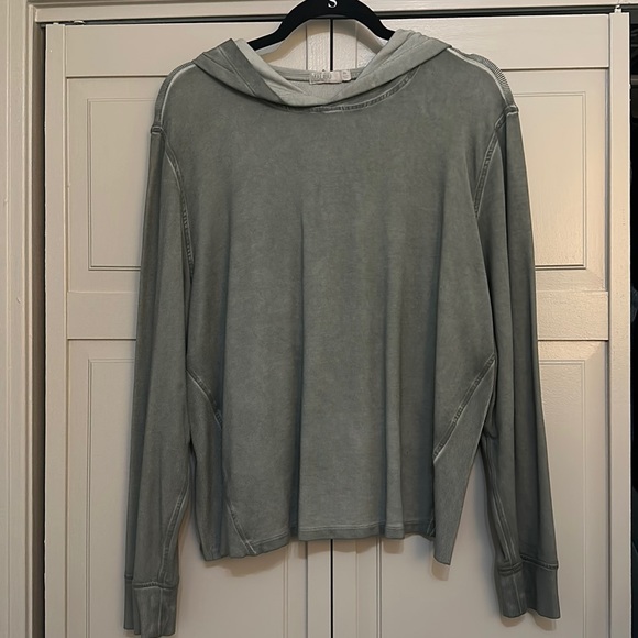 Barefoot Dreams Tops - Barefoot Dreams Malibu sweatshirt